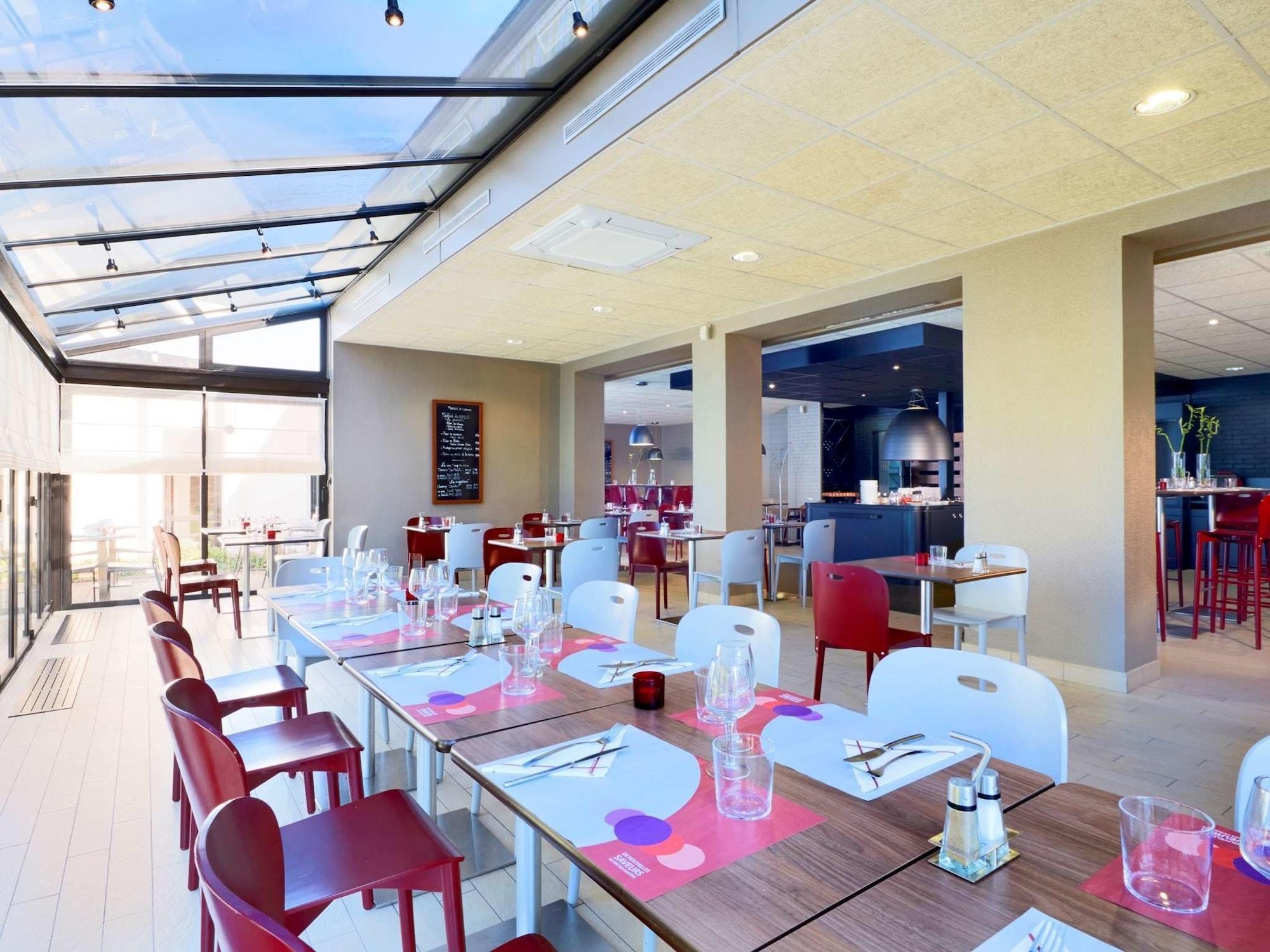 Kyriad Blois Sud - Vineuil Hotel 3*
